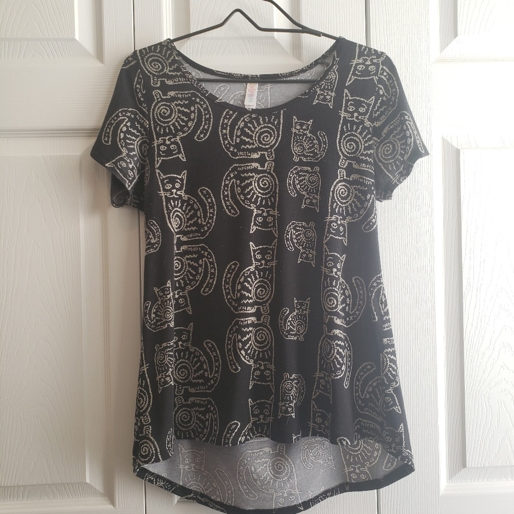 Lularoe Aztec Cat Classic T